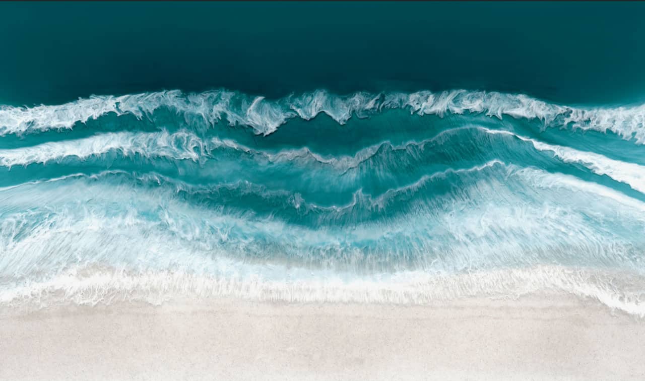 Surfing The Dream - Martine Vanderspuy